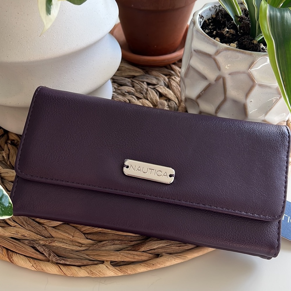 NWT Nautica RFID Blocking Money Manager Wallet